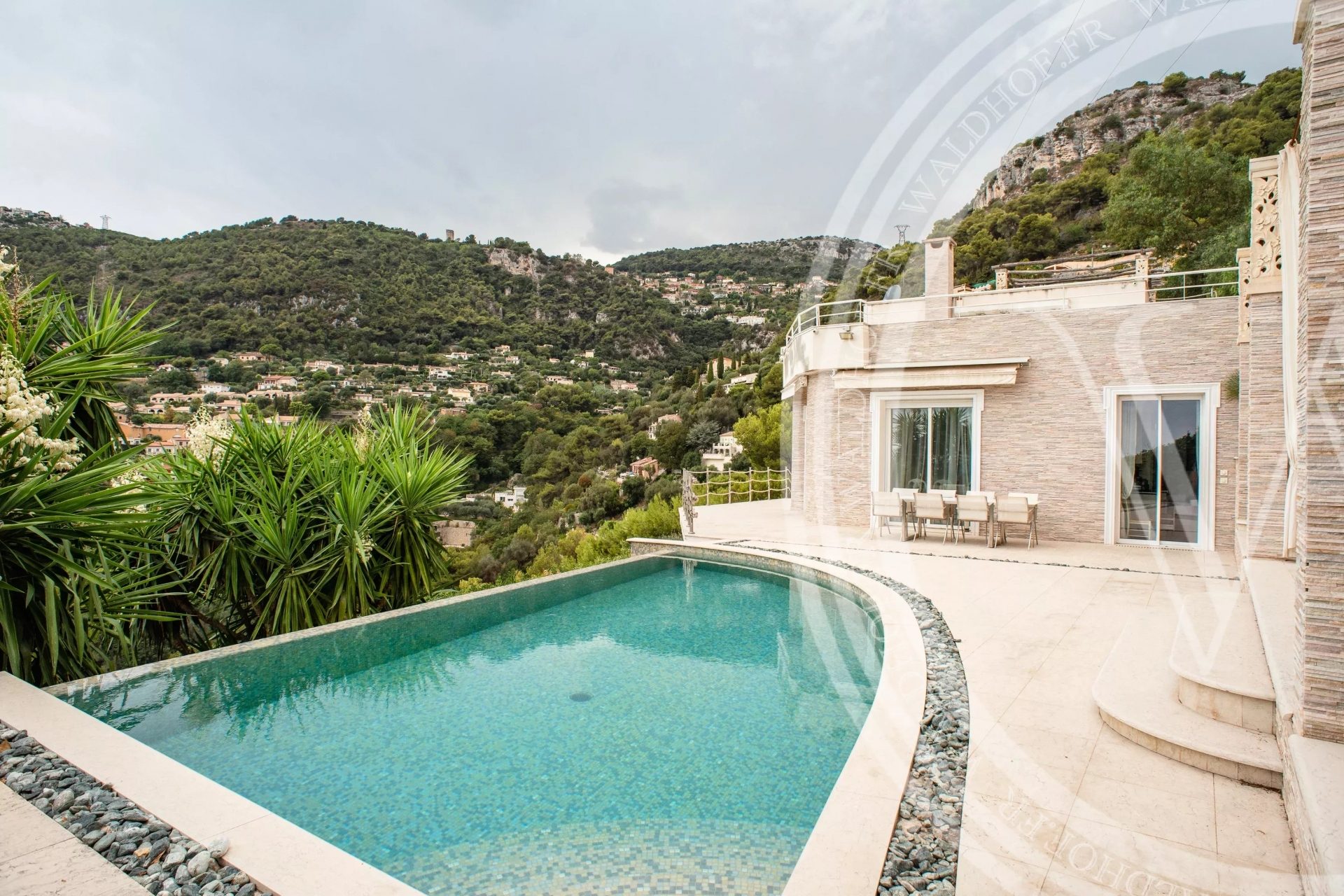 Magnifique Villa à quelques minutes de Monaco - 2