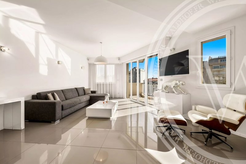 Appartement 3 pièces aperçu mer entièrement rénové