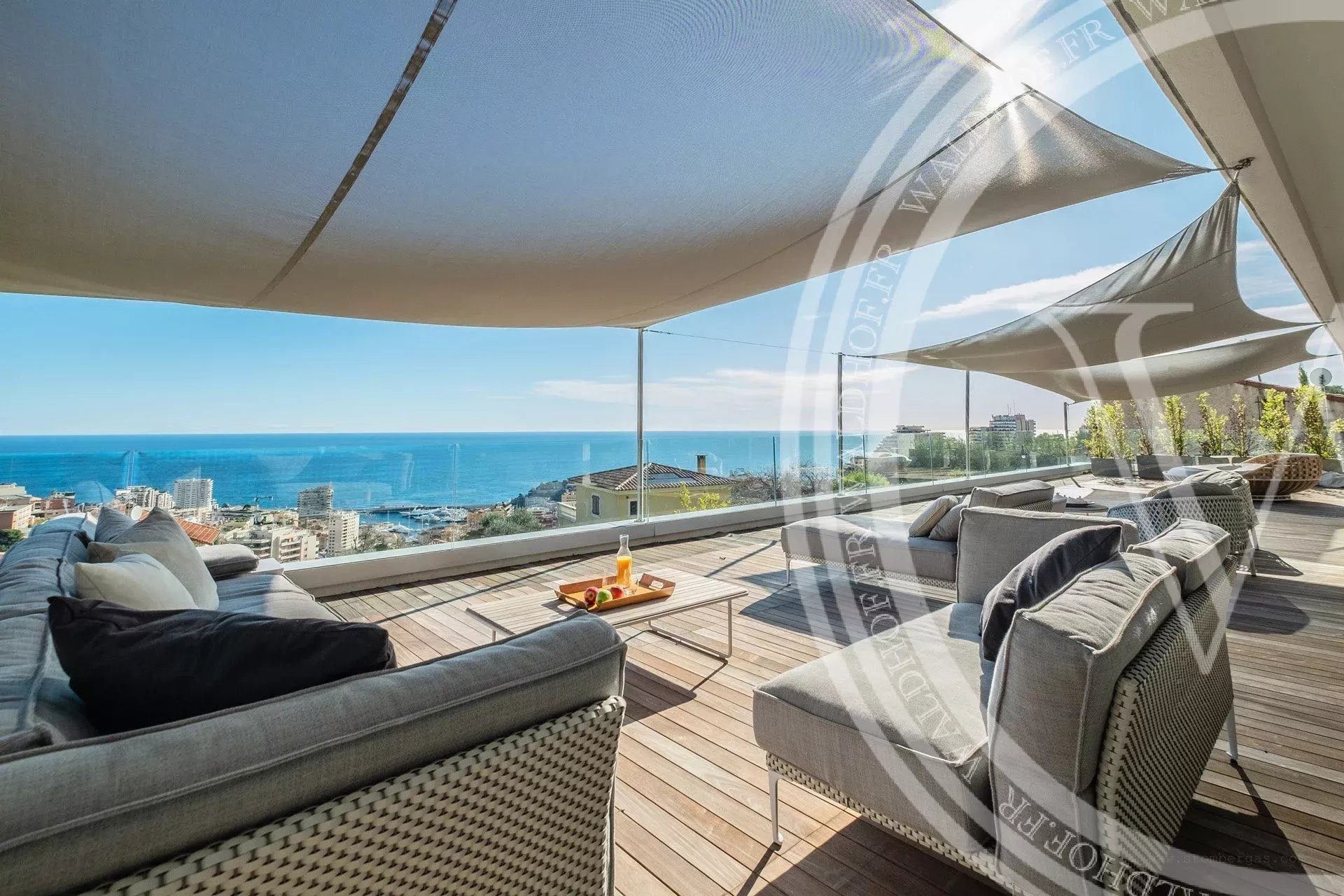 Villa neuve à 500 mètres de Monaco avec vue mer panoramique - 11