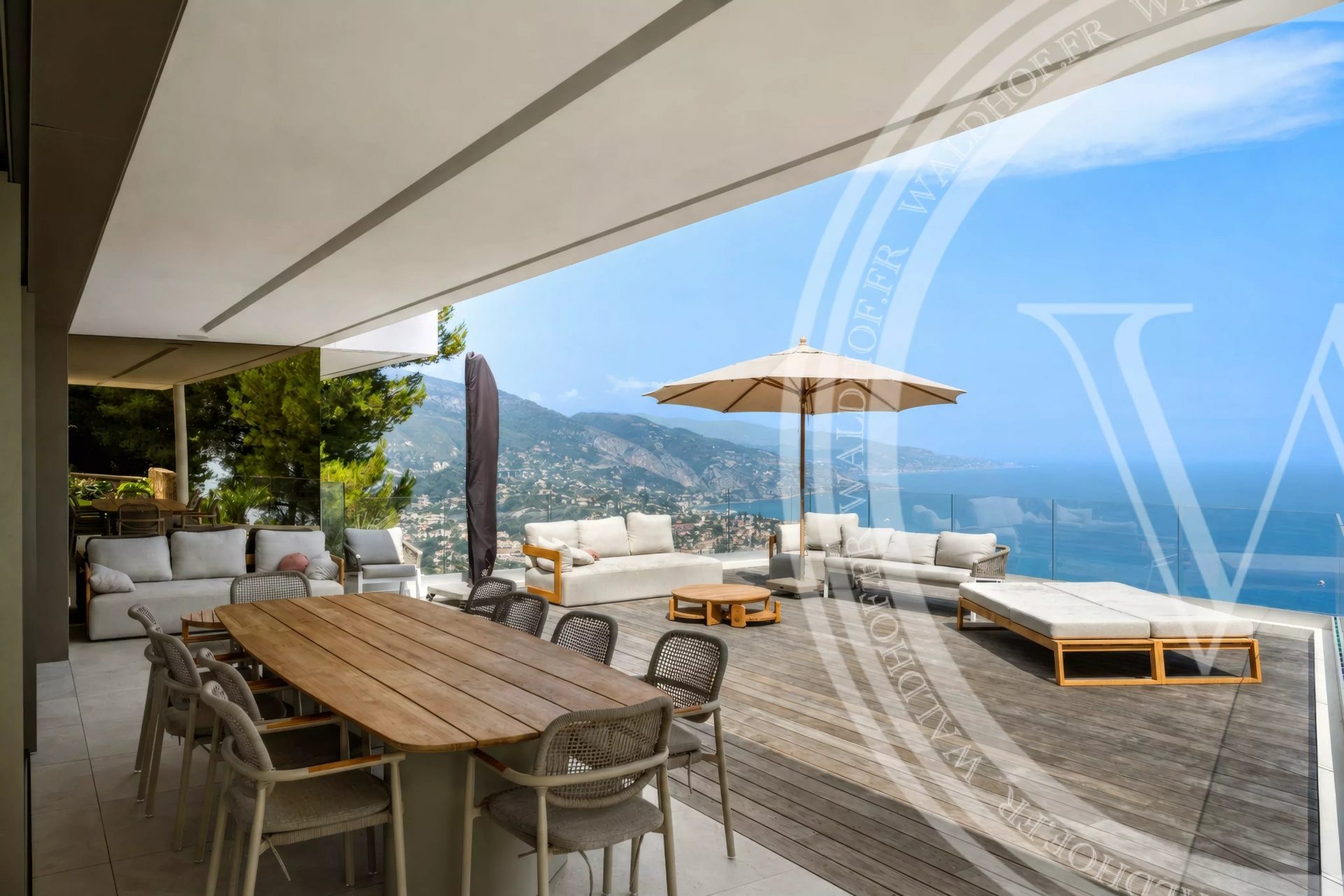 Luxury contemporary villa with sea view in Roquebrune-Cap-Martin - 6